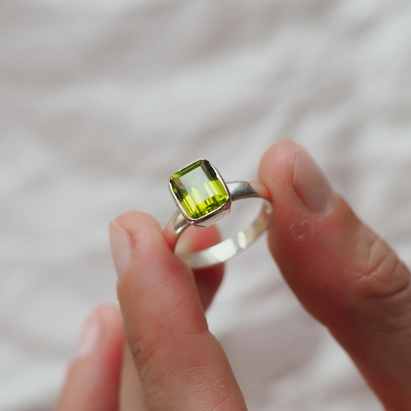 anello Peridoto